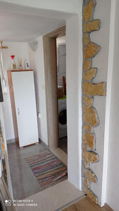Holiday Home Marija Vrlika Eksteriør billede